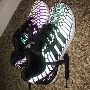 light up adidas with flash